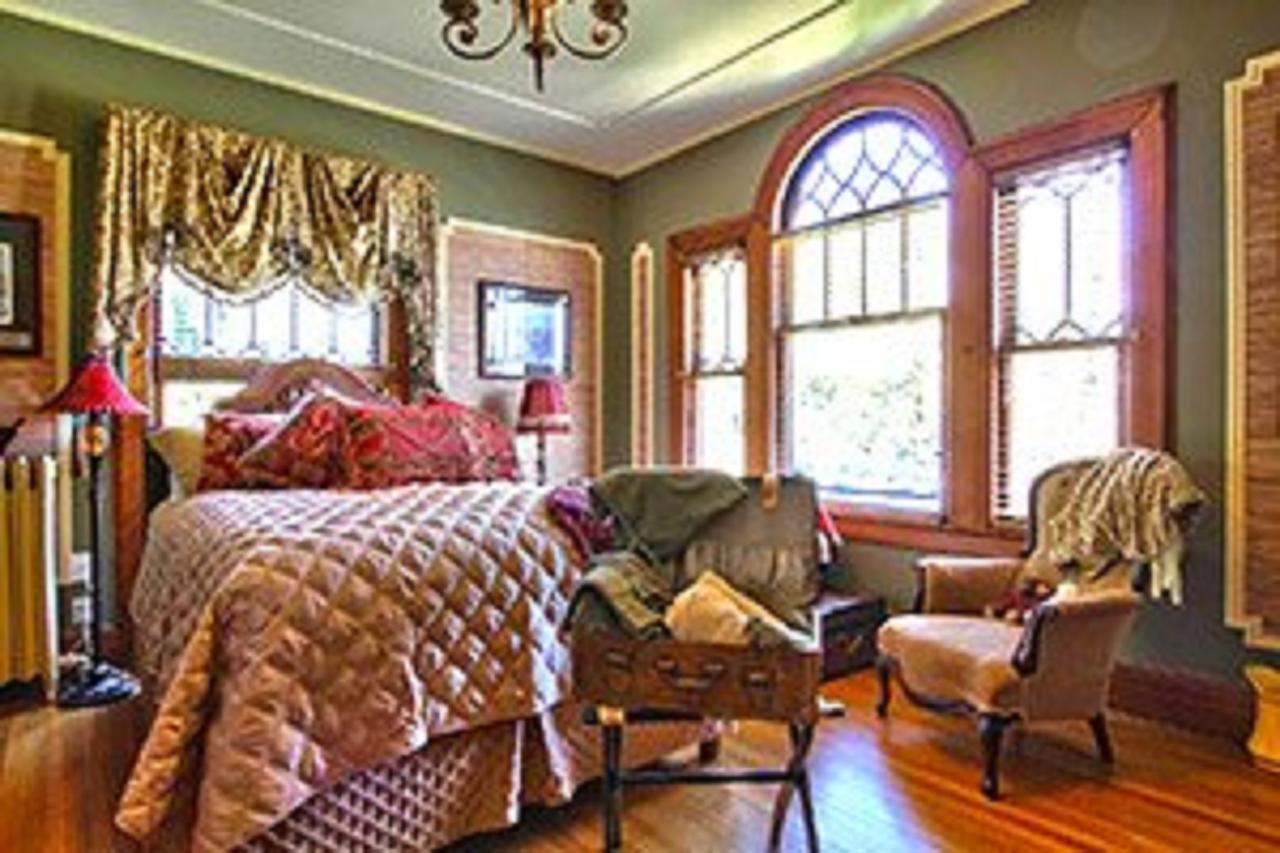 600 Main, A Bed & Breakfast And Victorian Tea Room Toms River Exterior foto